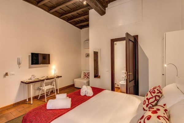 Piccolo Trevi Suites image 14